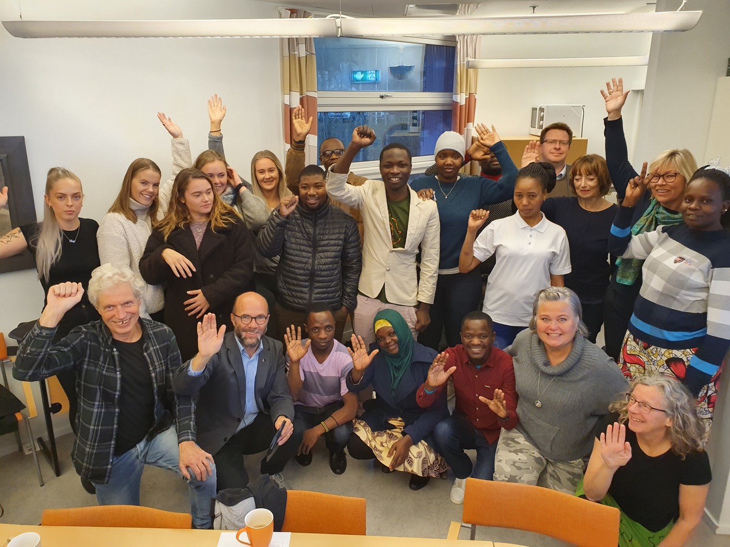 Picture of students and staff members, together with Jan Olav Baarøy, NOREC Director General and Tormod Nuland, NOREC Network Adviser.