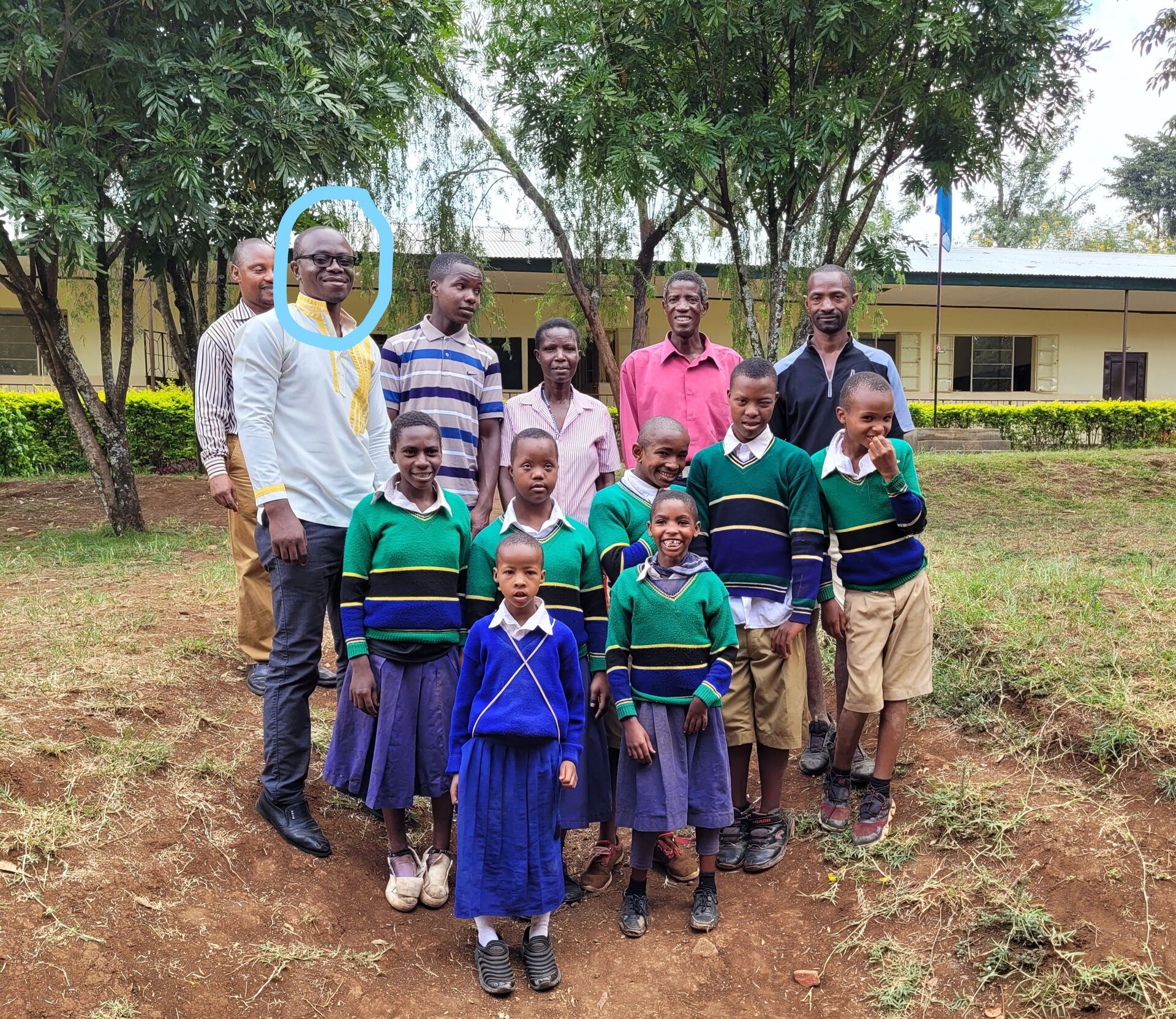 Reward together with his class and some parents.