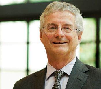 Picture of Professor Douglas Dow