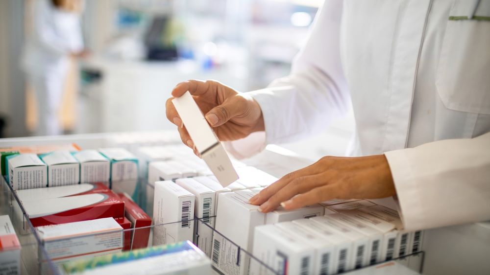 Professional administrating medicin