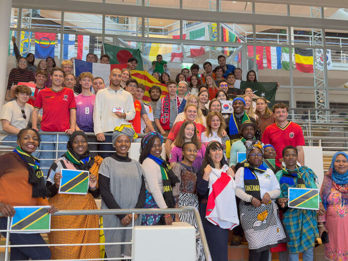 International students in the canteen at Molde Campus. 