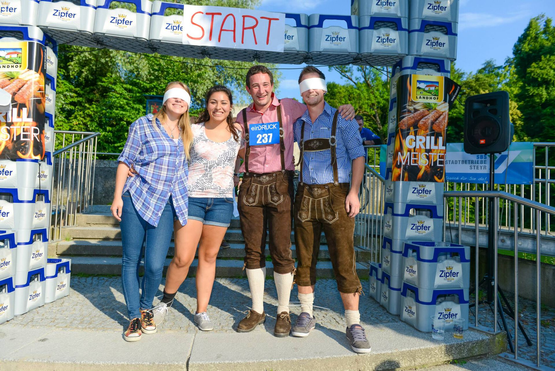 Beer race (Foto: Joakim Småge Edvardsen 2015).