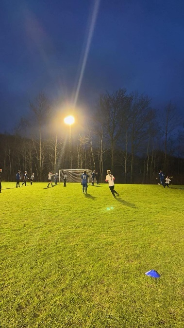 Fra fotballtreninger med IF 92. (Foto: June Fjellvik 2024).